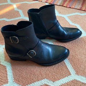 Women’s Leather Boots